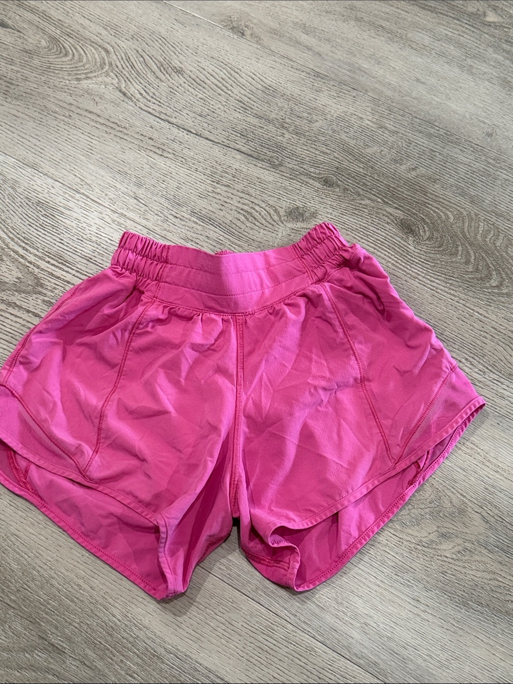 Women’s Pink Athletic Shorts - Lightweight Running Shorts hotty hot lululemon